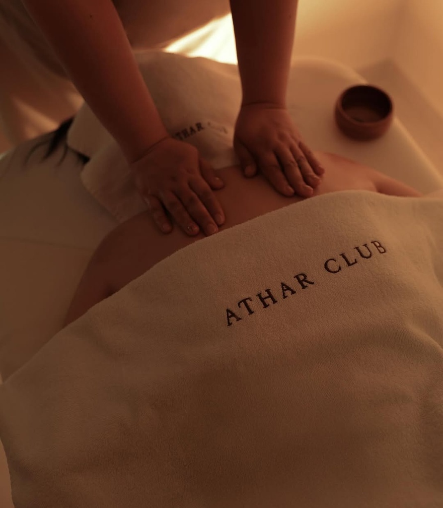 5.022 Shoulders and Back soft تدليك الكتفين والظهر خفيف

