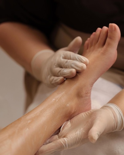 Detox Feet ماسك مقشر+سكراب+ماسك مرطب رجل